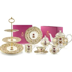 Royal Collection Shop Victoria And Albert 4 Cup Teapot